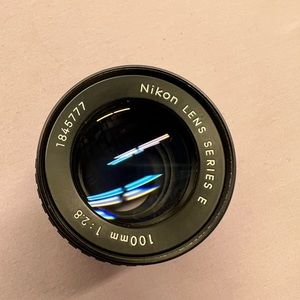 Vintage Nikon series – E  100 mm 1: 2.8 camera lens